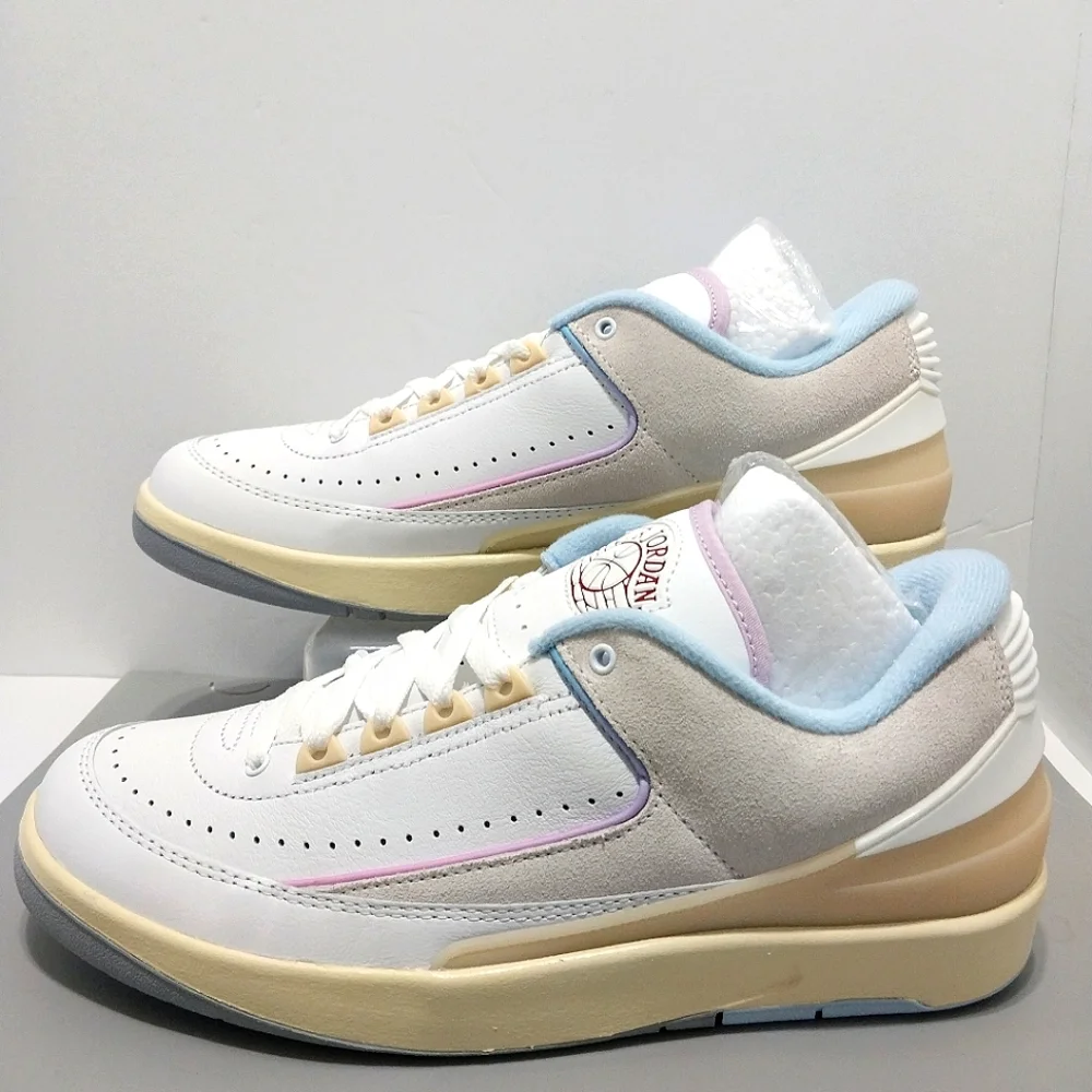 Jordan Retro 2 Low 